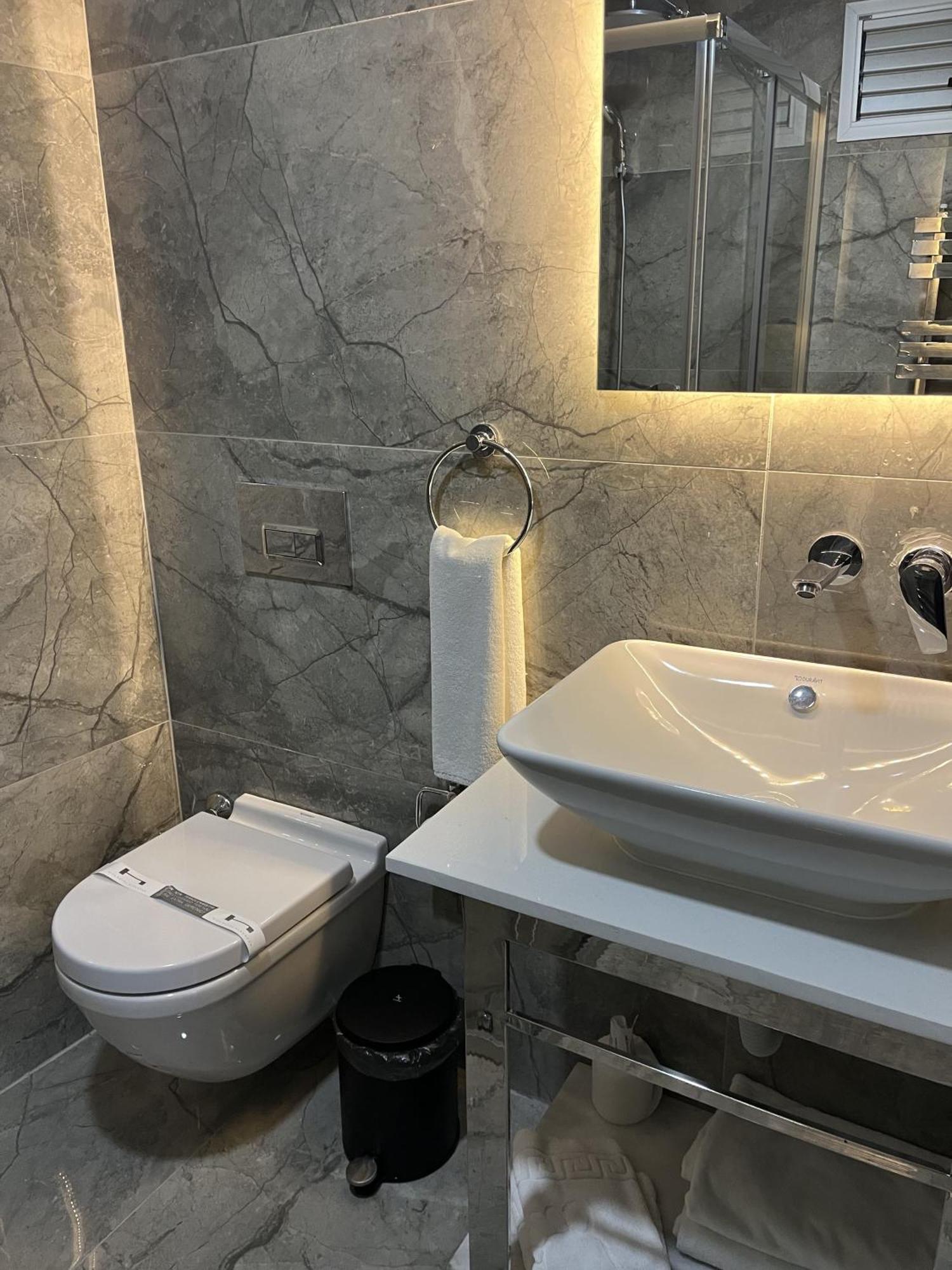 Riva Alsancak 3* İzmir